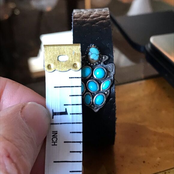 Natural Sleeping Beauty Turquoise Leather Arrow Bracelet - Picture 2 of 9